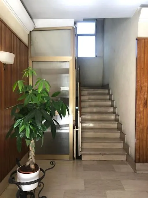 Gasthuis Sansovino Bed And Car Hotel Florence